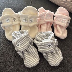 Organic Cotton Burts Bees Baby Booties Set